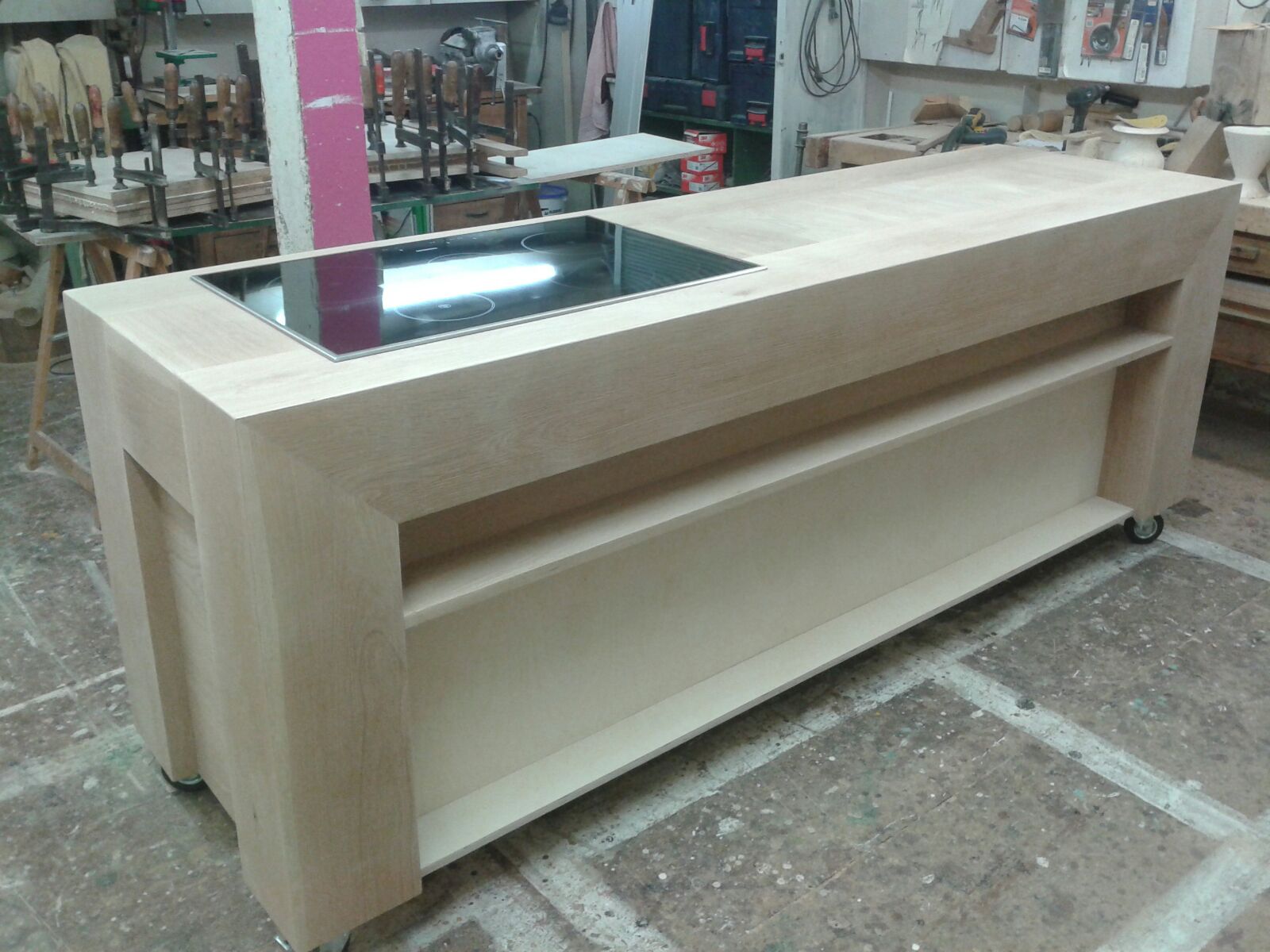 Individuelle Küchen aus Naturholz – JK. Designermöbel